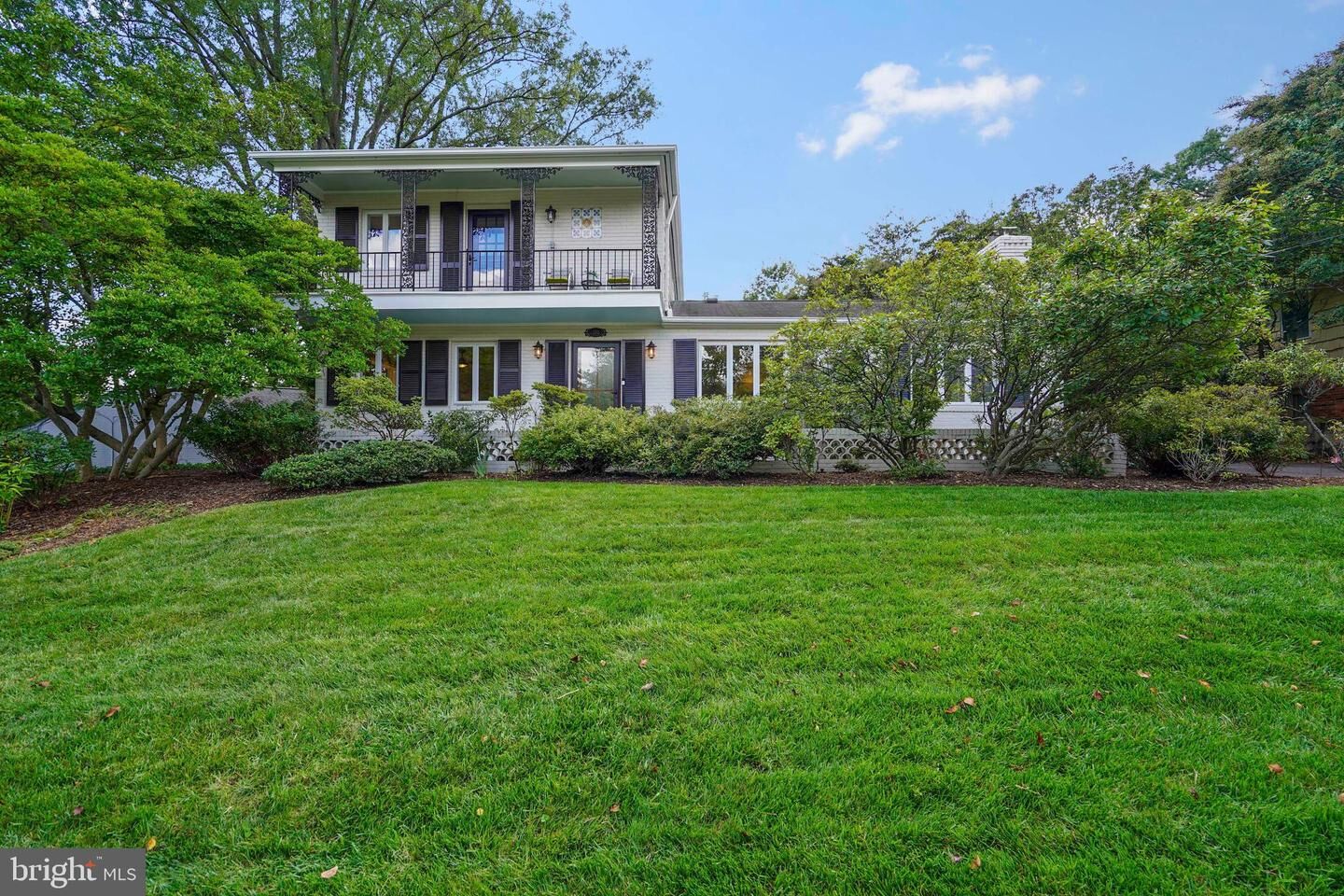 Property Photo:  500 Crown View Drive  VA 22314 