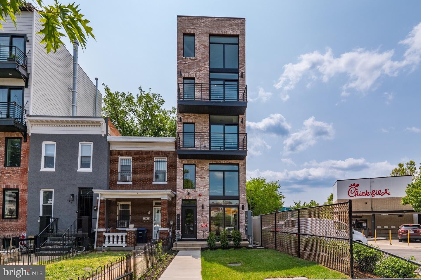 Property Photo: 1417 Maryland Avenue NE DC 20002