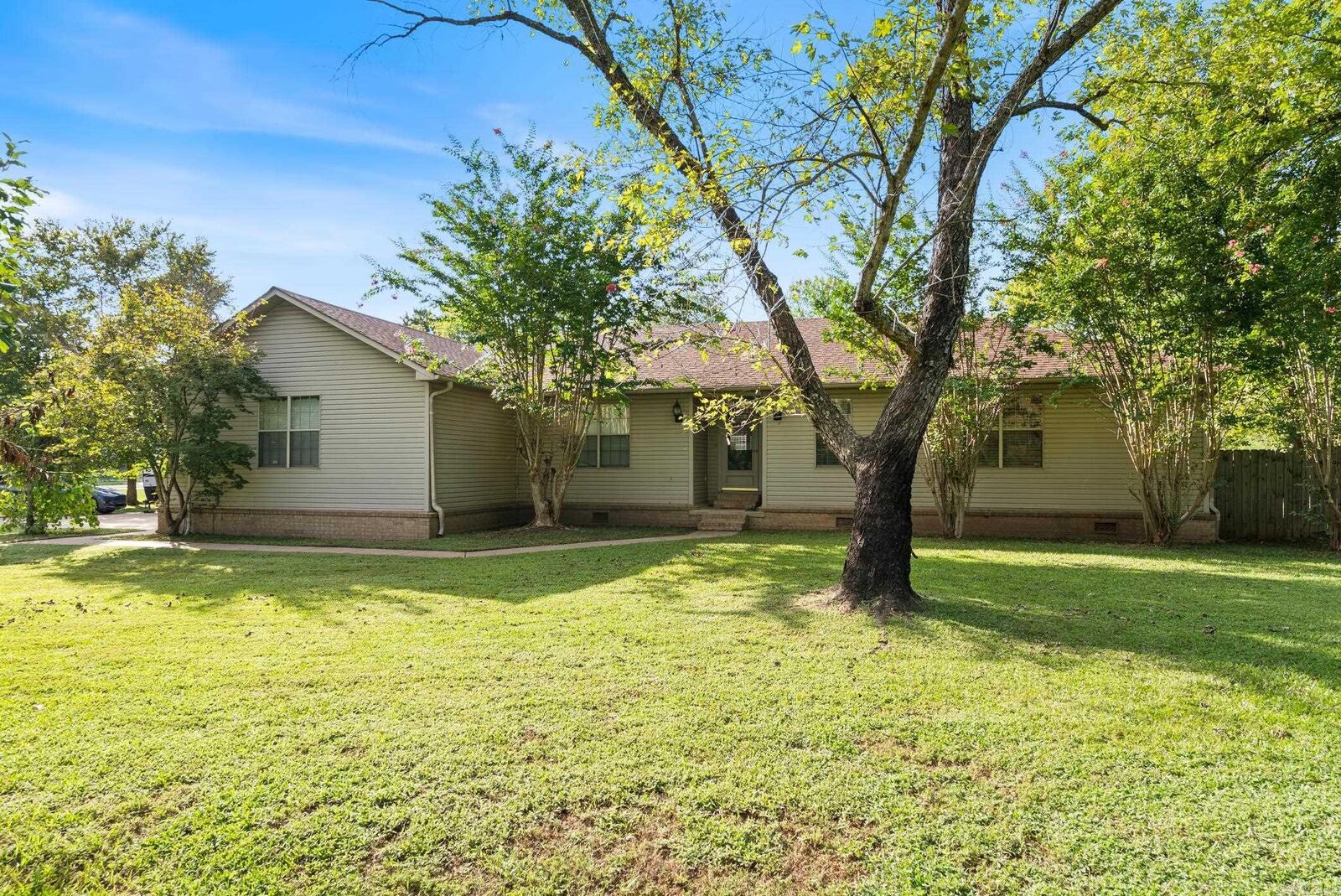 Property Photo:  6 Mallard Cove  AR 72106 