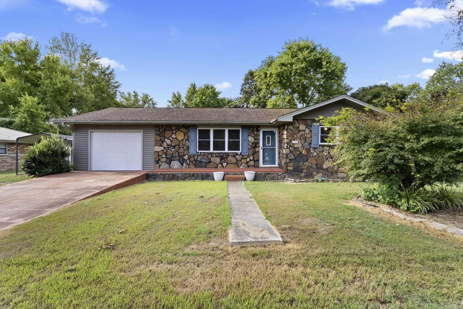 Property Photo: 604 Park Street AR 72634