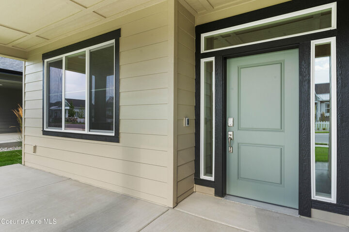 Property Photo:  1426 N Stono Ct  ID 83854 