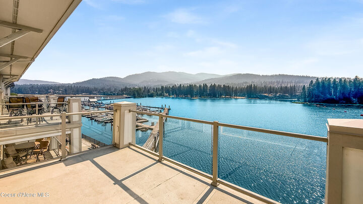 Property Photo: 415 W Waterside Dr 404 ID 83854