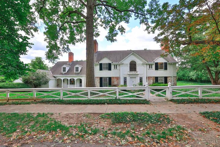 145 E Fountain Avenue  Glendale OH 45246 photo