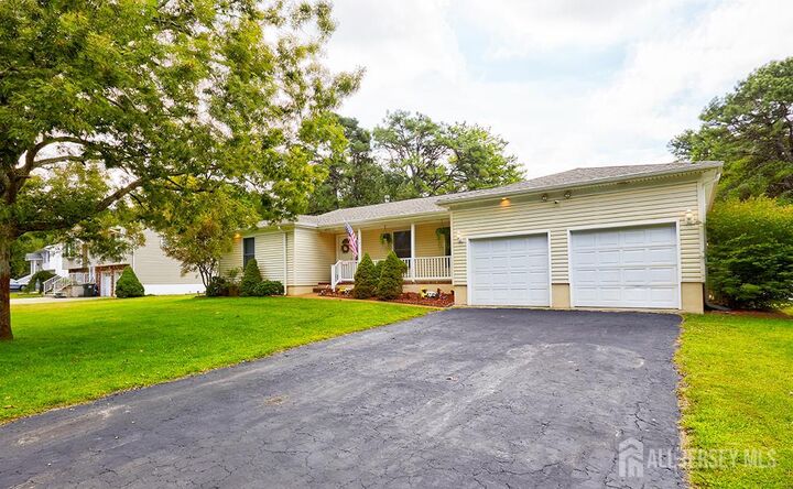 Property Photo:  402 Frank Applegate Road  NJ 08527 