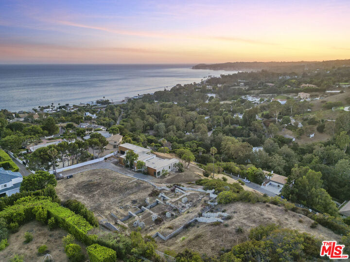 27061 Sea Vista Dr  Malibu CA 90265 photo
