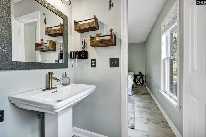Property Photo: 1007 Chevis SC 29205-4608