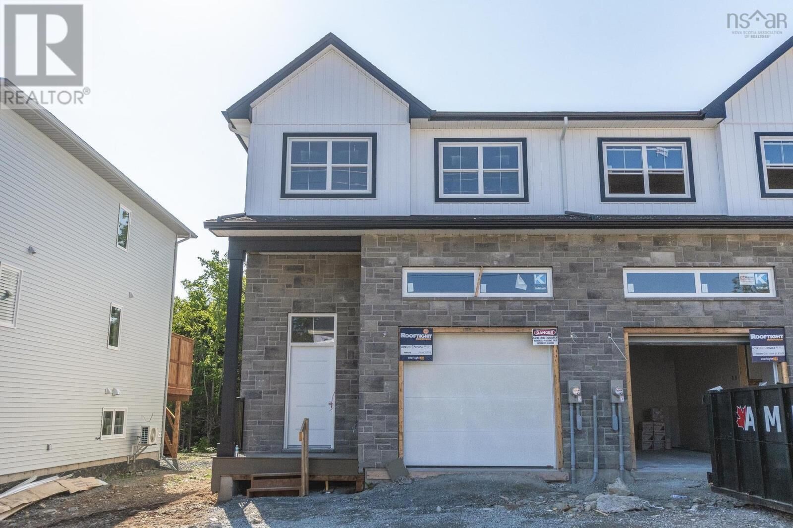 Property Photo: 42 Simona Drive 5 NS B2X 0E1