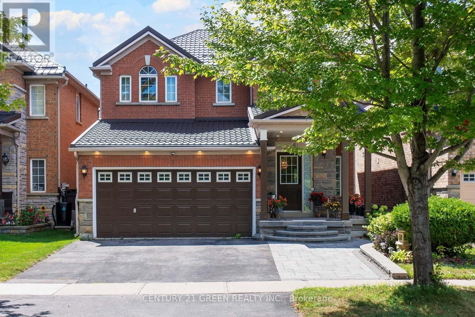 Property Photo:  8 Lampman Drive  ON M1E 5L1 