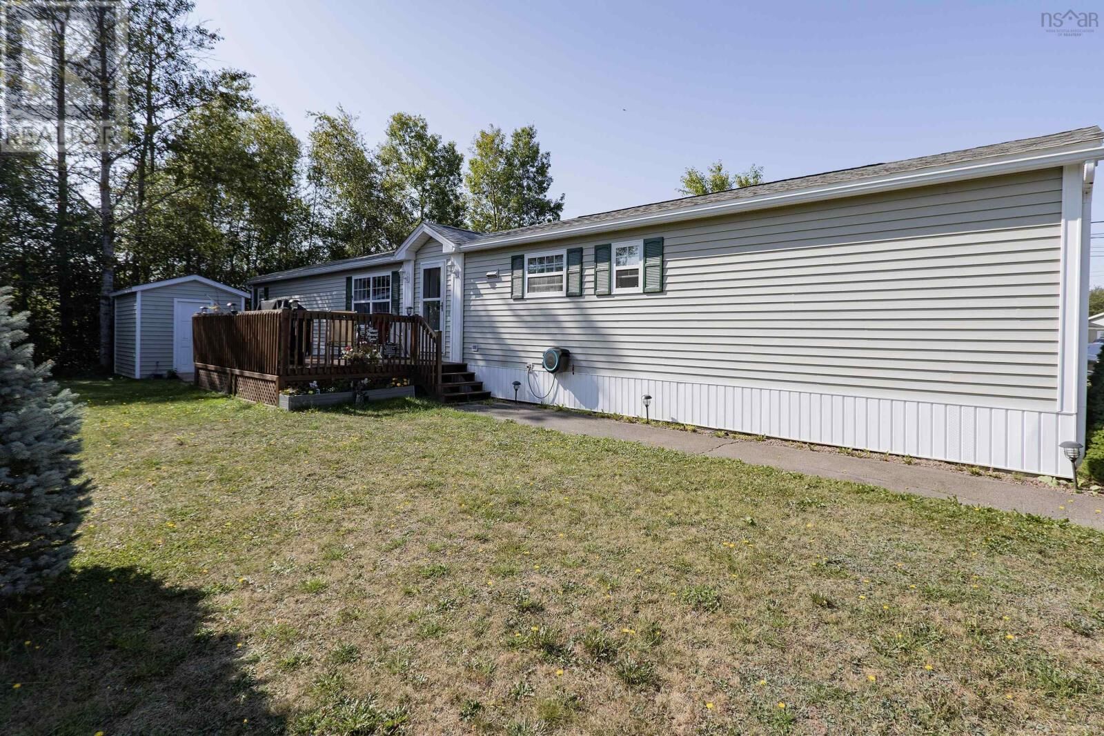 Photo de la propriété:  51 Pinehurst Street  NS B4H 4X5 