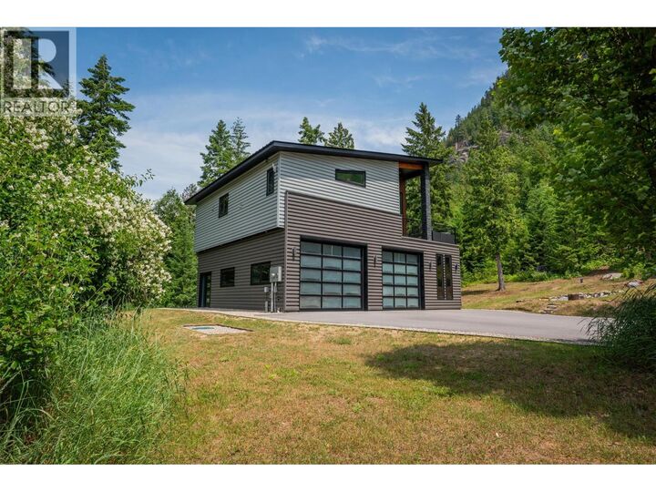1959 Sandy Road  Castlegar BC V1N 4T1 photo