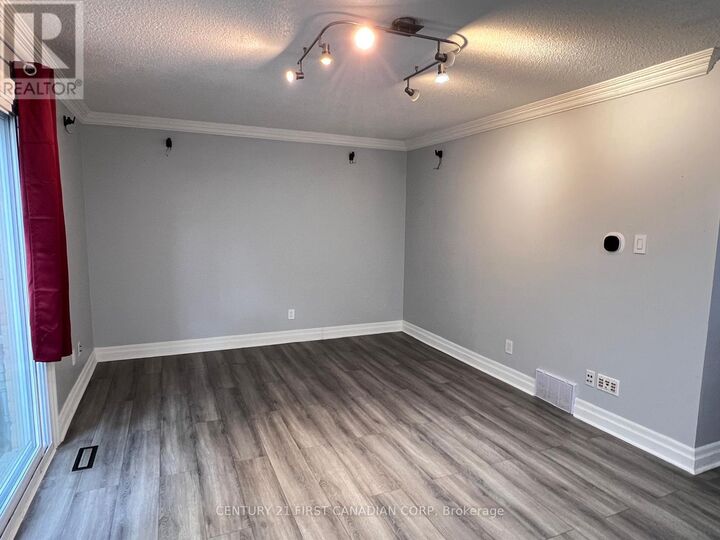 Property Photo: 1247 Huron Street 3 ON N5Y 4X7