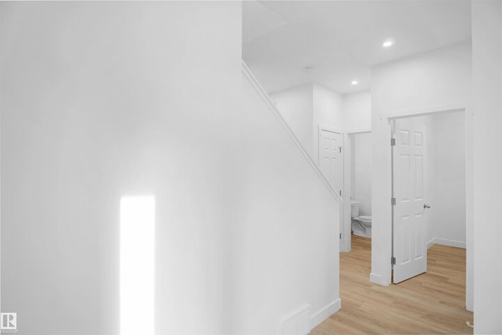 Property Photo: 22908 82 Avenue NW AB T5T 4N5