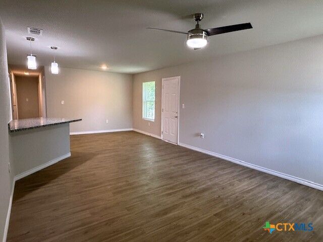 Property Photo: 2410 Westcliff Road A TX 76543