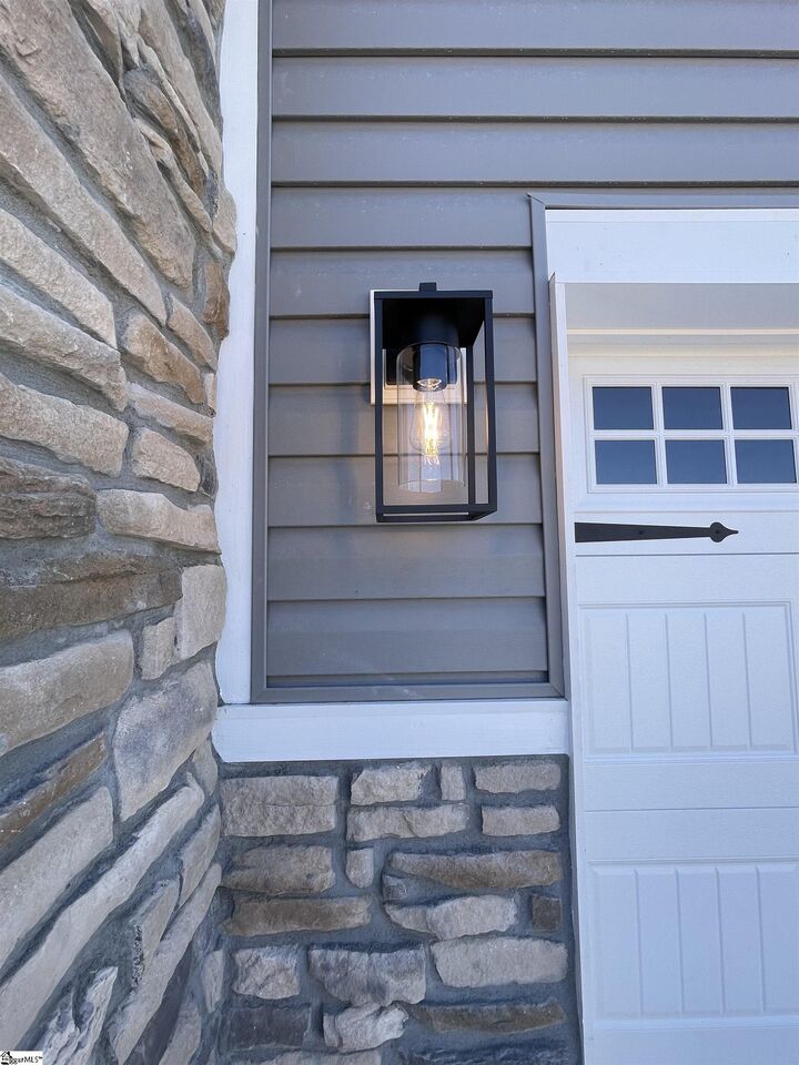 Property Photo: 17 Sweetgrass Street SC 29630