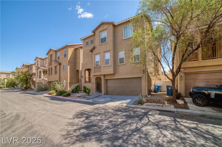 Property Photo: 1283 Little Boy Blue Avenue NV 89183