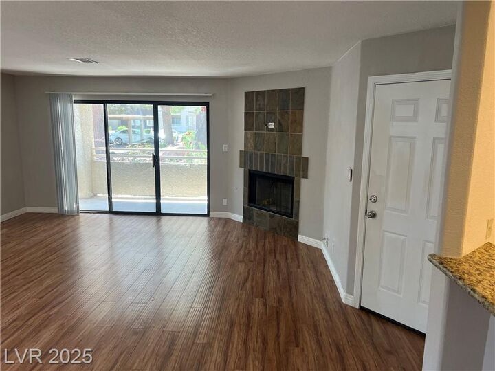 Property Photo: 5024 South Rainbow Bl Boulevard 105 NV 89118