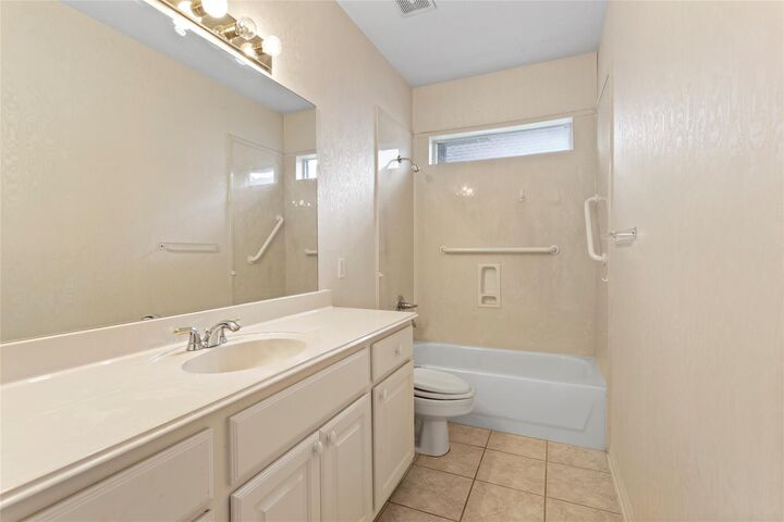 Property Photo: 7903 S Wellington Court TX 77055