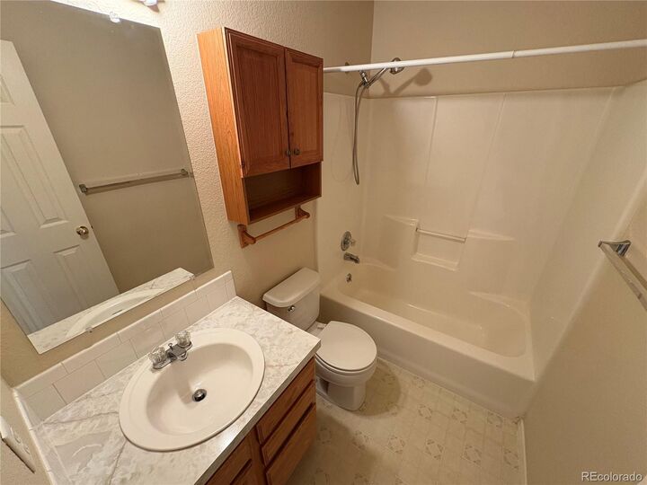 Property Photo: 1507 Stonewood Ct CO 80550