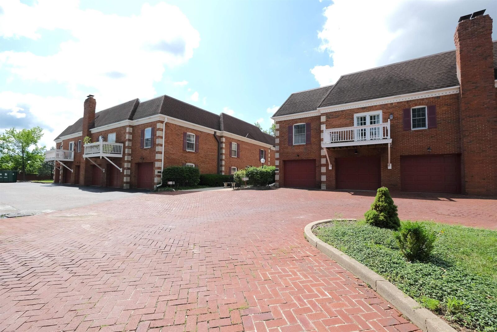 Property Photo:  2606 E 2nd Street Unit D  IN 47401 
