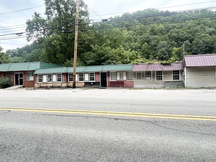 Property Photo:  21836 &Amp 21830 Main Street  KY 41749 
