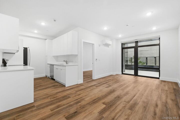 Property Photo: 199 E Post Road 303 NY 10601