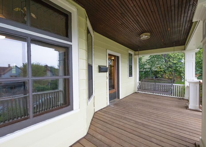 Property Photo:  2225 W 4th St  MN 55806 