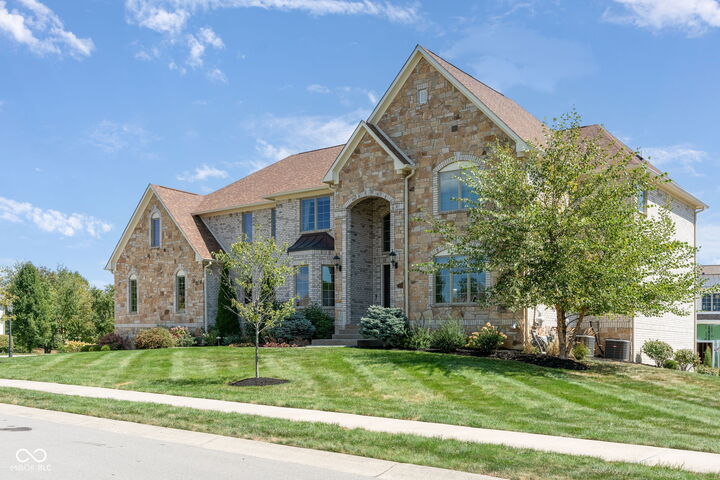 Property Photo:  10547 Noma Court  IN 46032 