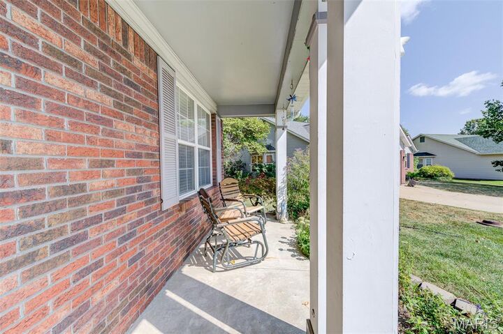 Property Photo:  1001 Delmar Drive  MO 63366 