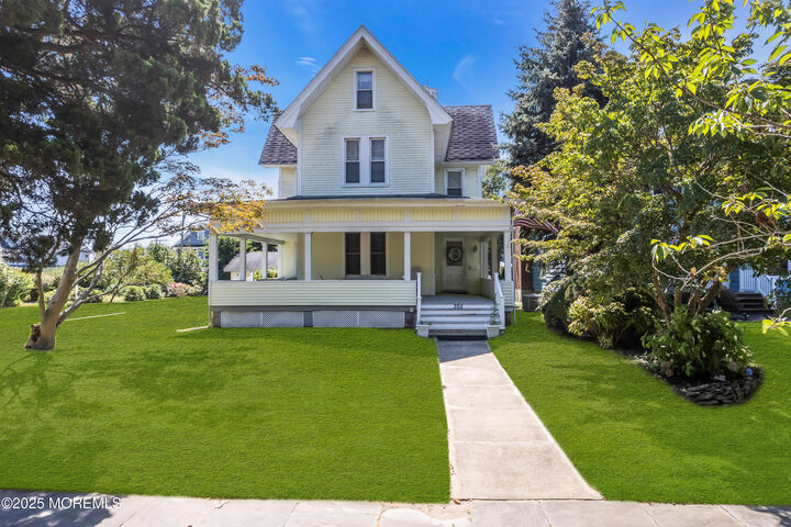305 Atlantic Avenue  Spring Lake NJ 07762 photo