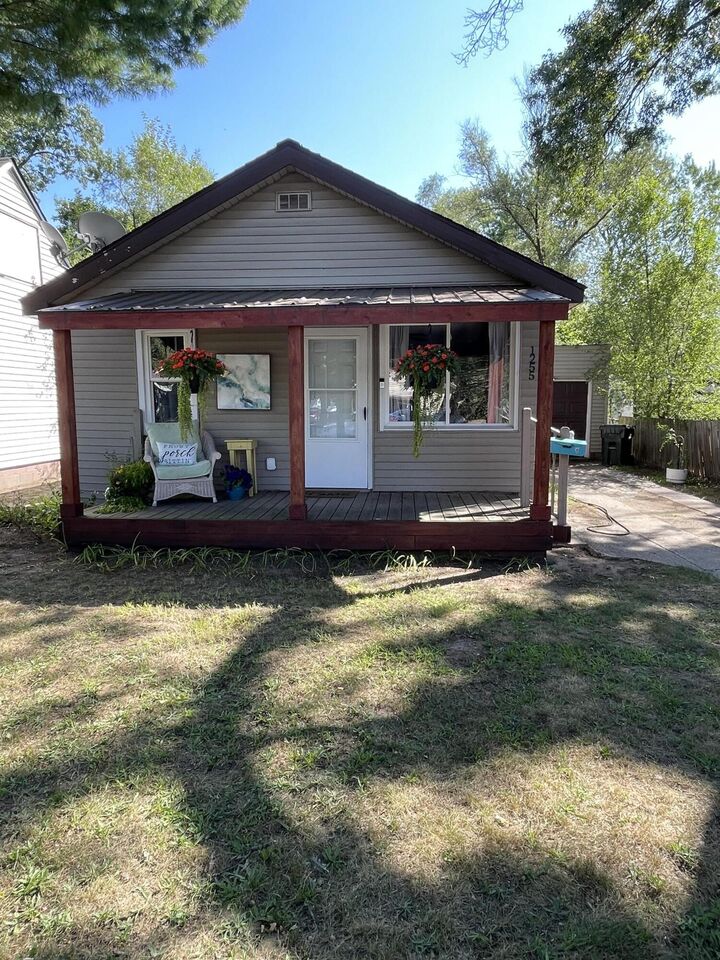 Property Photo: 1255 Langeland Avenue MI 49442