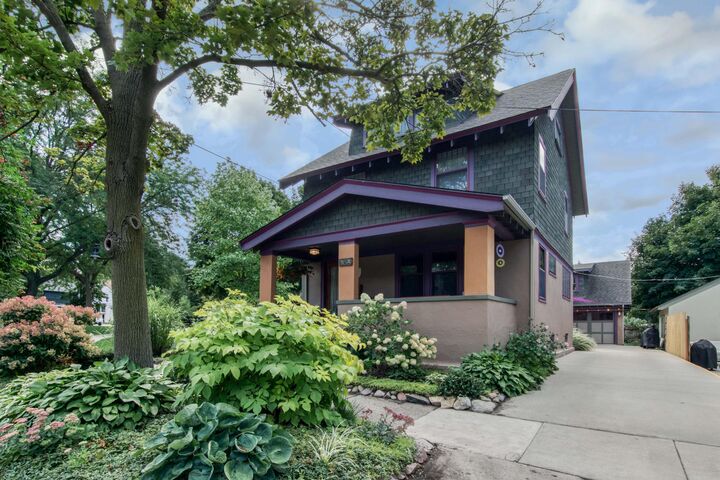 Property Photo:  312 Logan Street SE  MI 49503 