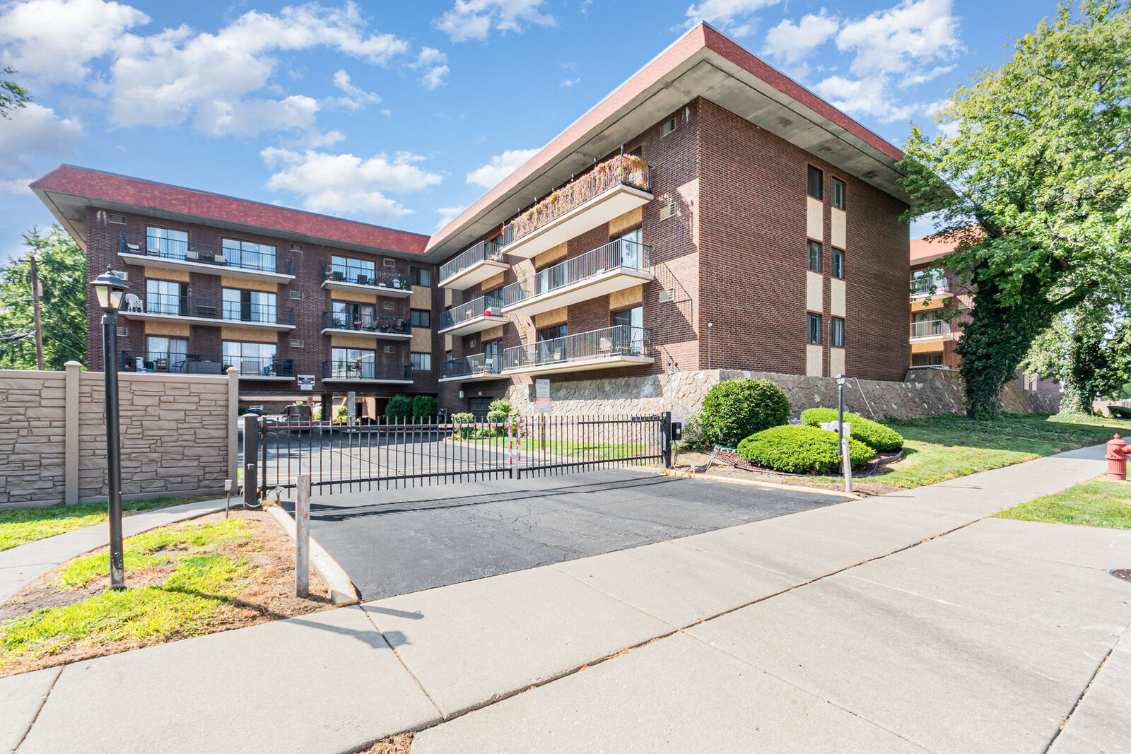 Property Photo:  9540 Mayfield Avenue S214  IL 60453 