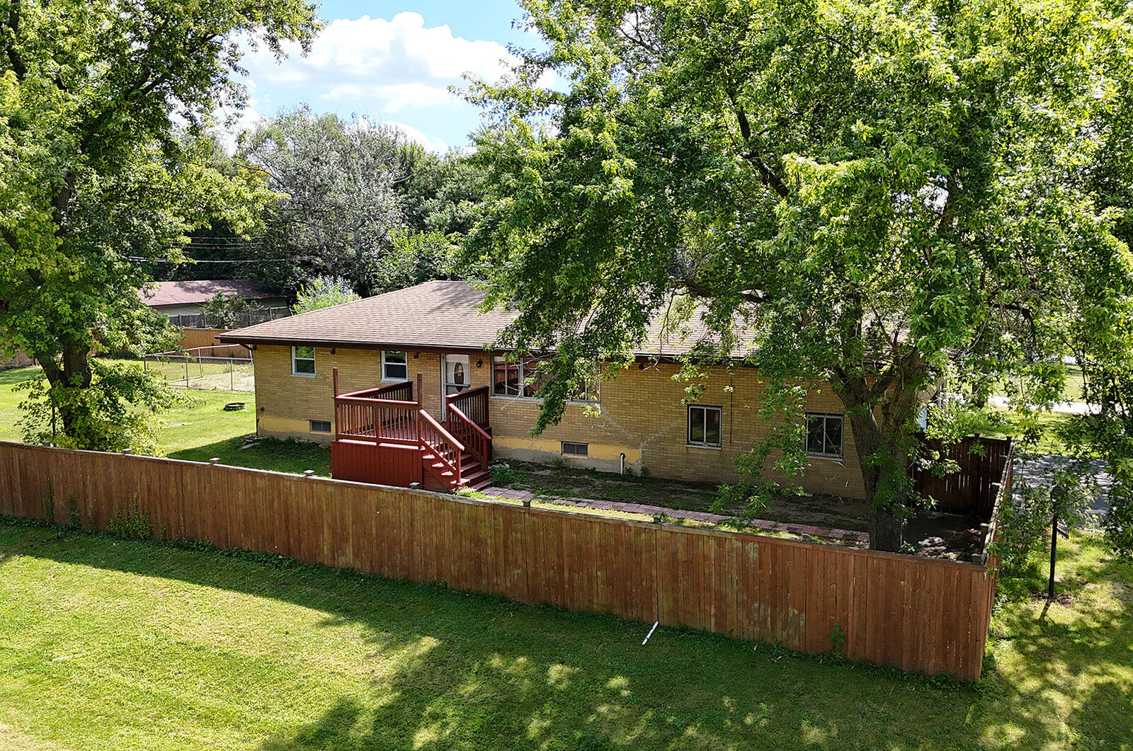 Property Photo: 1400 Eunice Avenue IL 60433