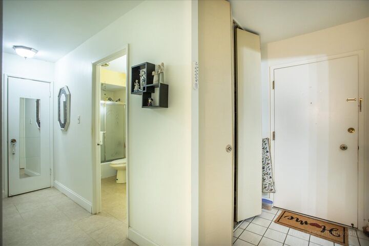 Property Photo: 4224 Saratoga Avenue J105 IL 60515