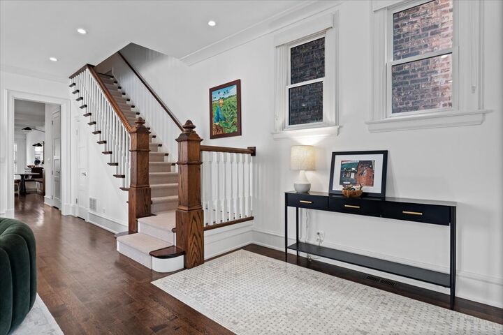 Property Photo:  3509 N Janssen Avenue  IL 60657