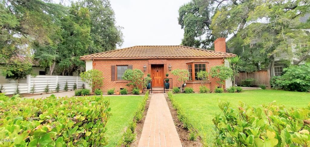 Property Photo: 838 Arden Road CA 91106