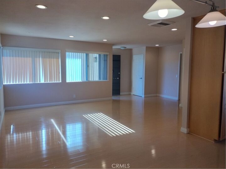 Property Photo:  1214 Temple City Boulevard 8  CA 91007 