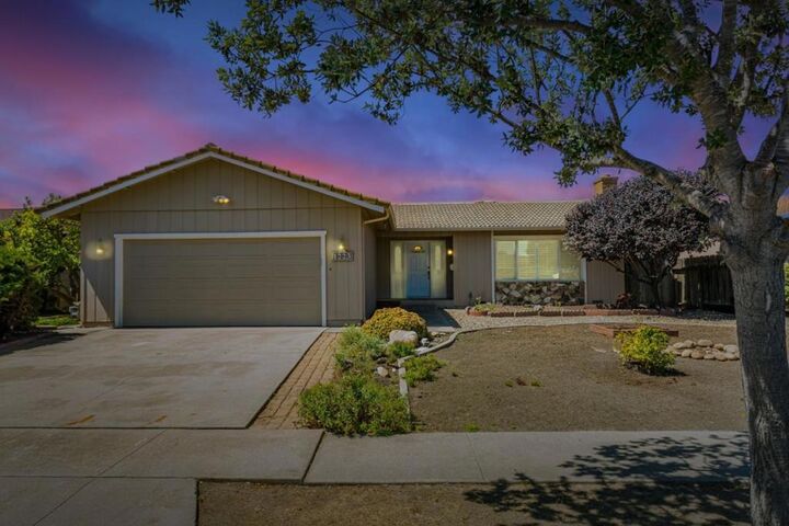 1223 La Canada Way  Salinas CA 93901 photo