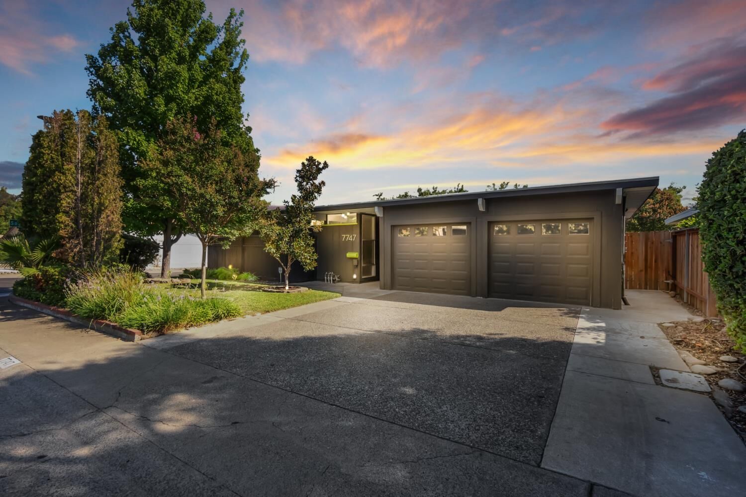 Property Photo: 7747 Eastgate Avenue CA 95610