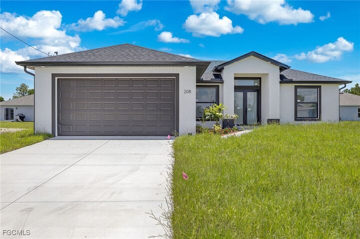 Property Photo:  208 Pembroke Street  FL 33974 