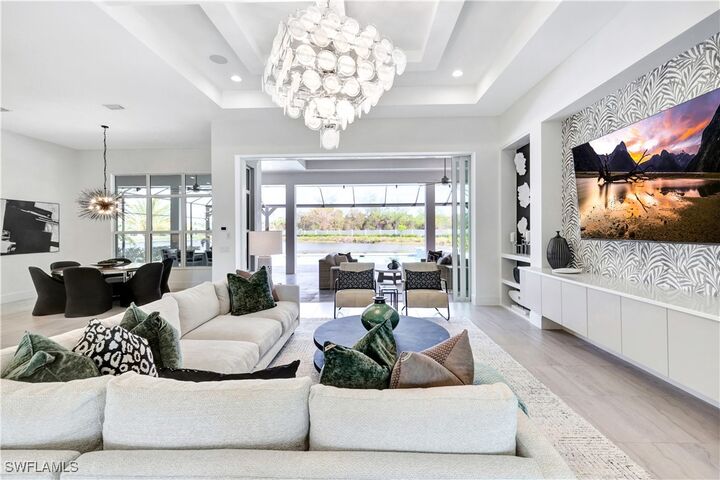 Property Photo:  8912 Nevis Way  FL 34112 