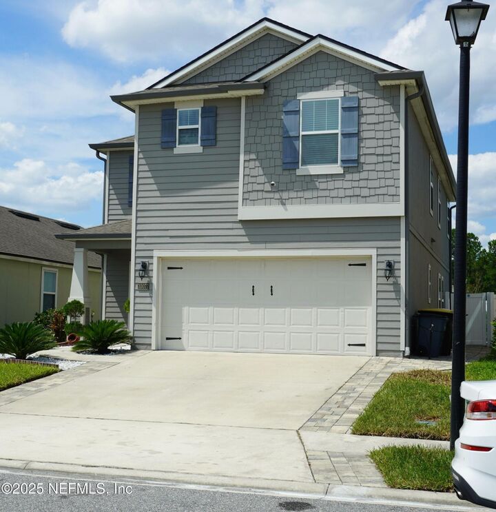 Property Photo:  10077 Kit Fox Parkway  FL 32222 