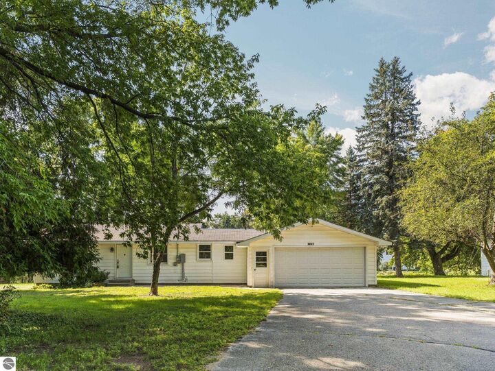 3033 Hartman Road  Traverse City MI 49685 photo