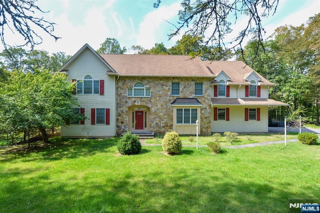 Property Photo:  515 Saddle River Road  NJ 07458 