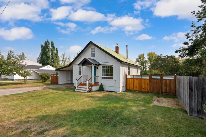 Property Photo: 1517 5th Avenue W MT 59901