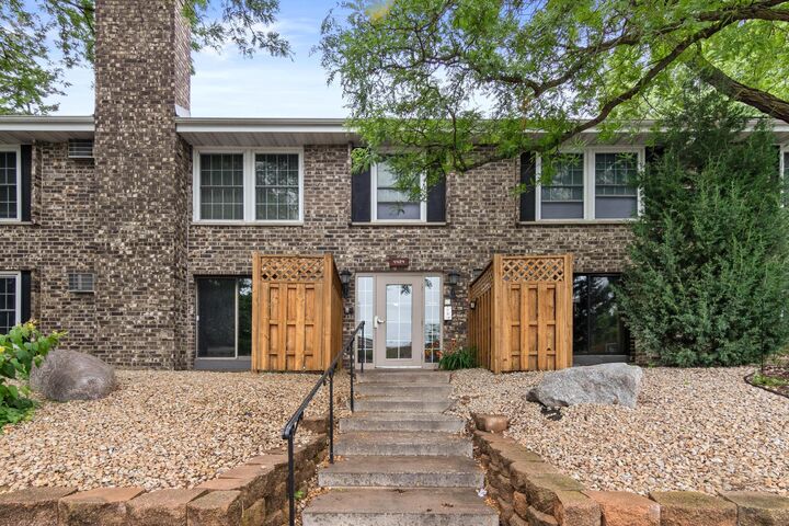 Property Photo: 4424 Cedar Lake Road S 4 MN 55416