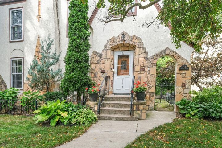 Property Photo: 3914 Sheridan Avenue S 1 MN 55410
