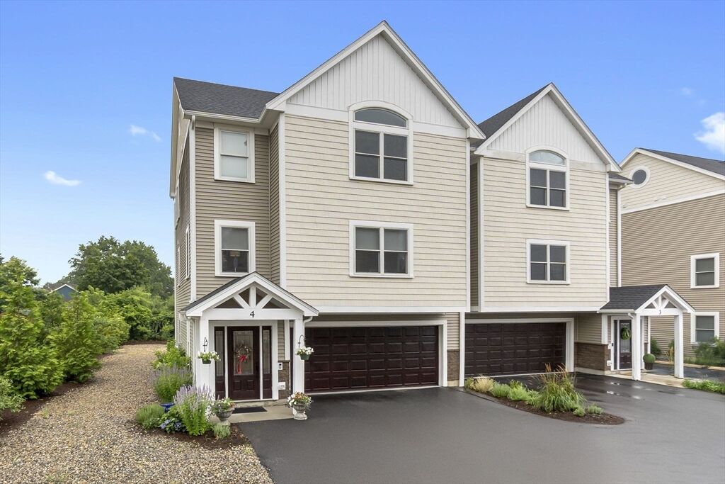 Property Photo: 128 High St 4 MA 01938