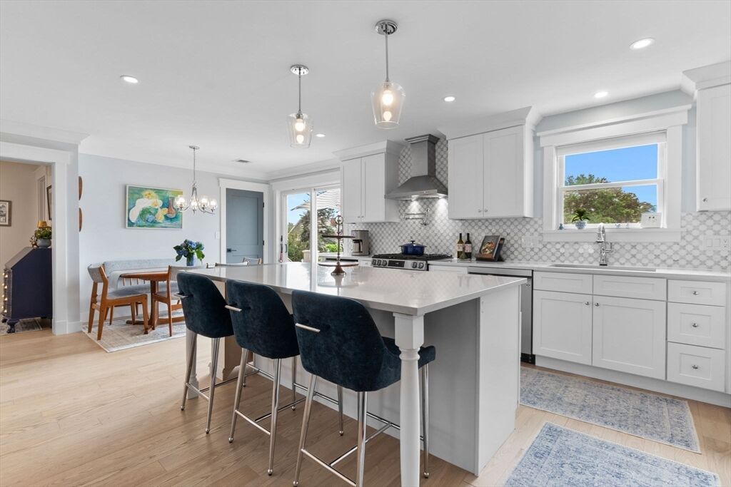 Property Photo: 128 High St 4 MA 01938