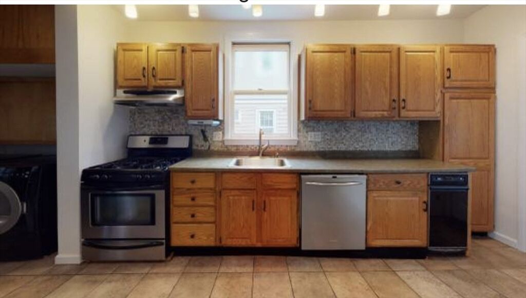 Property Photo: 5 Seagrave 1 MA 02140